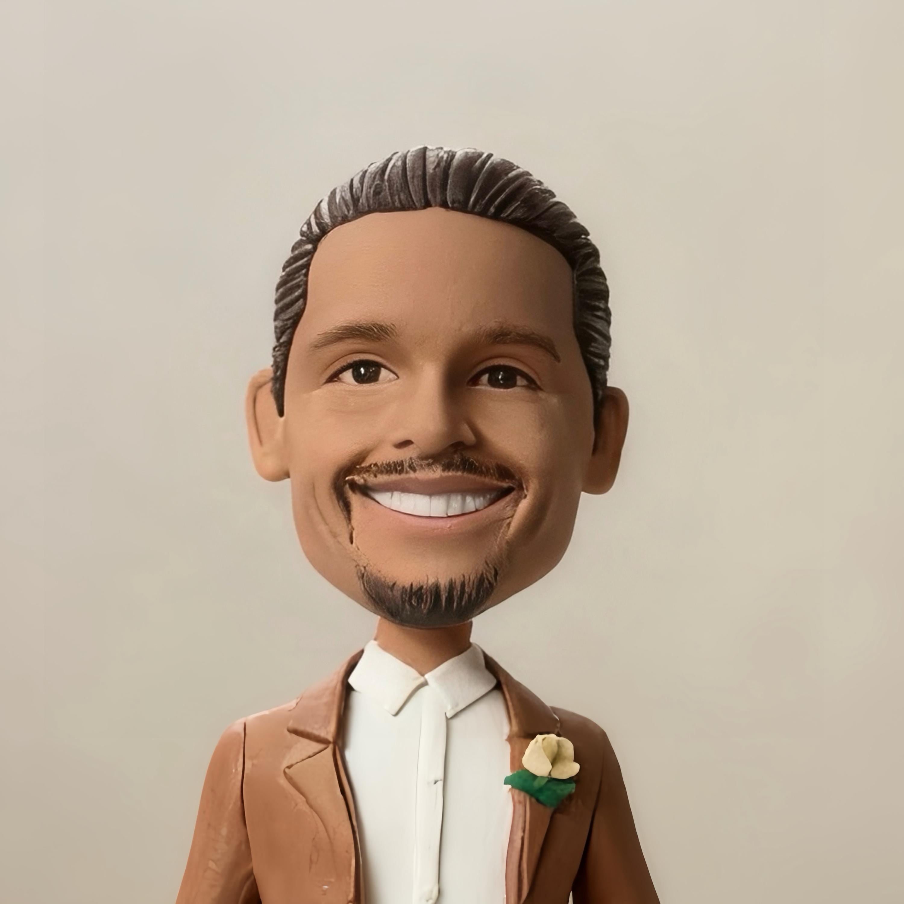 Custom Caricature Bobblehead – Personalized Clay Figurine, Gift for Him