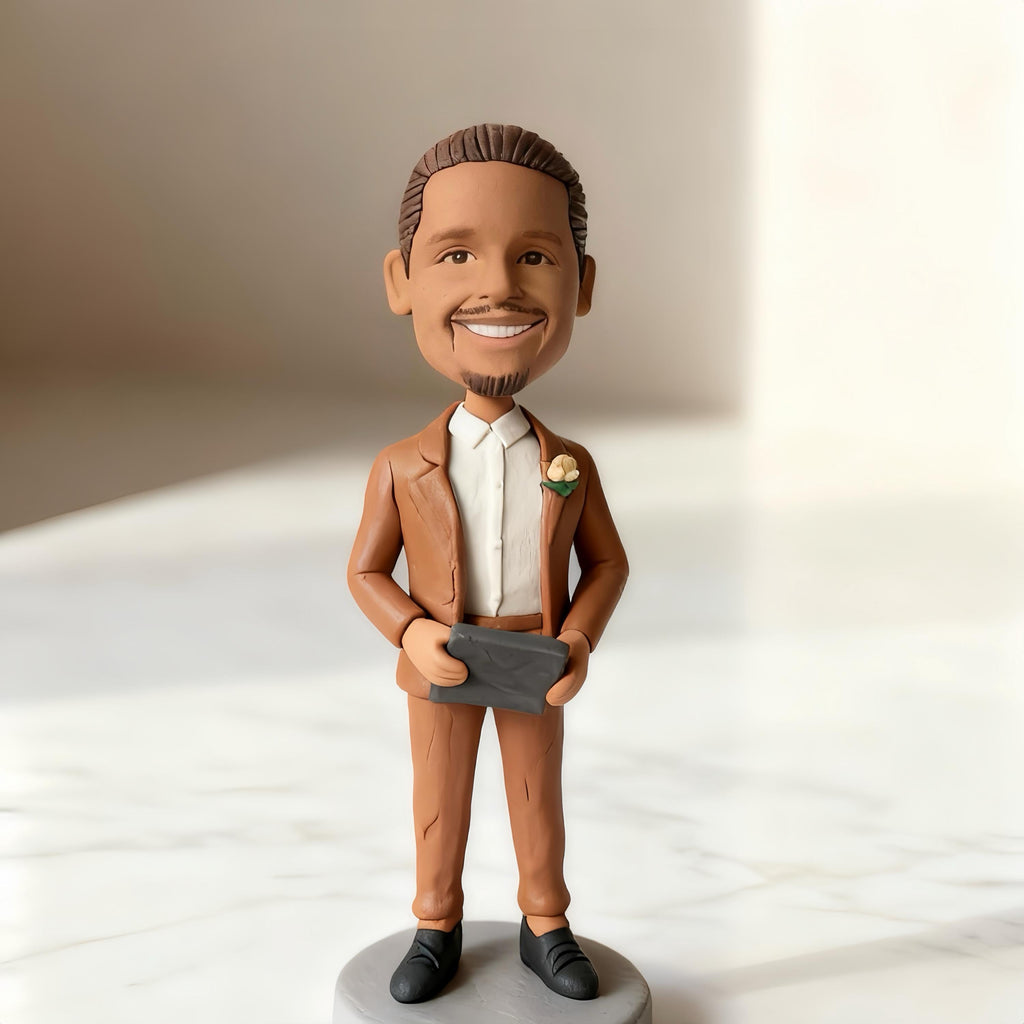 Custom Caricature Bobblehead – Personalized Clay Figurine, Gift for Him