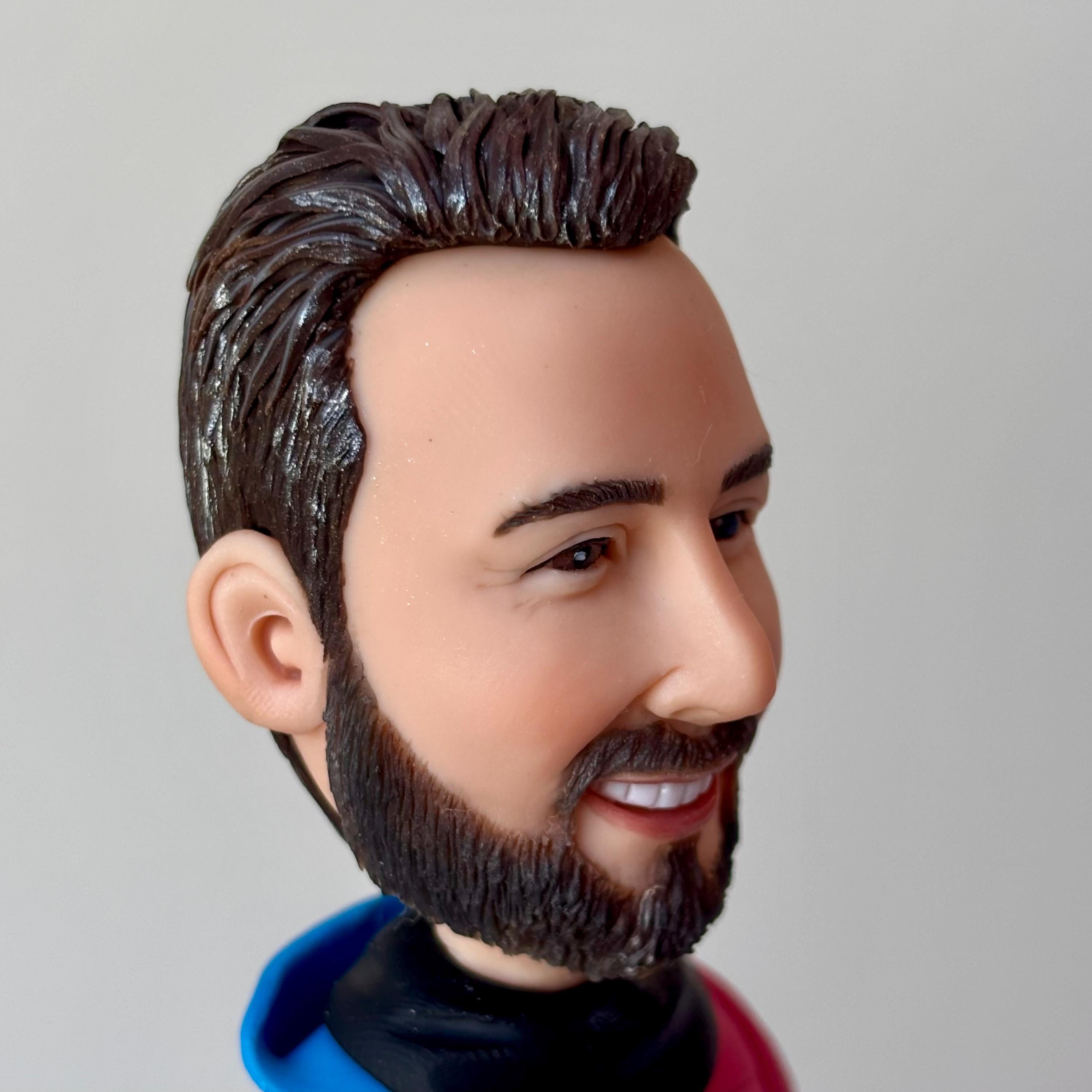 Custom Man Bobblehead – Personalized Clay Figurine Gift